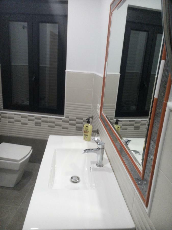 Apartamentos Corazon Del Humedo Леон Экстерьер фото