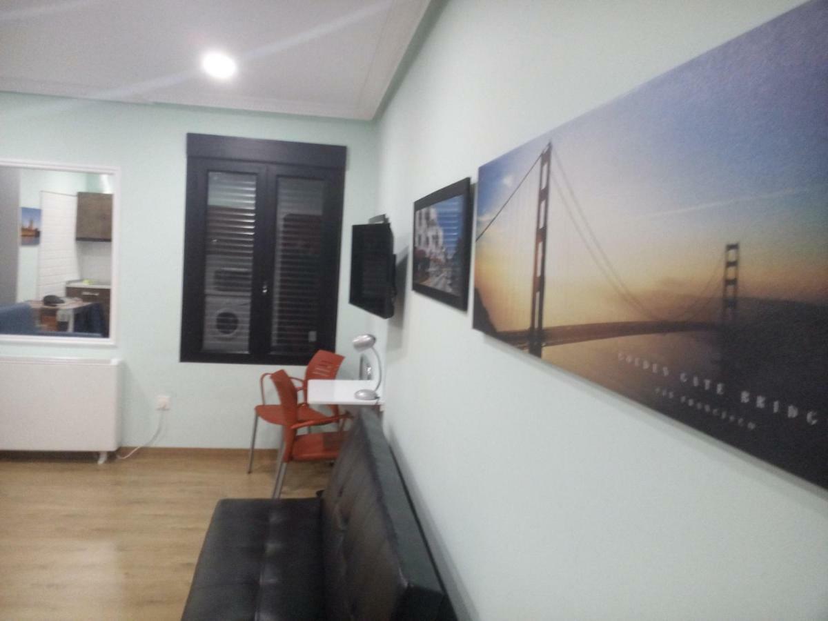 Apartamentos Corazon Del Humedo Леон Экстерьер фото